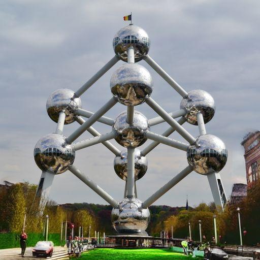 Interpretación simultánea en Bruselas para congresos, eventos y reuniones. Traducciones de alta calidad con intérpretes experimentados. Contacta ahora y solicita presupuesto sin compromiso.